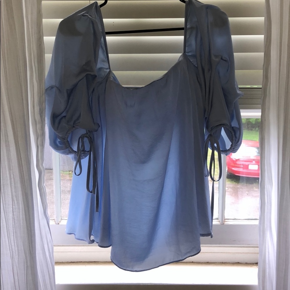 DO+BE blue blouse only worn once!